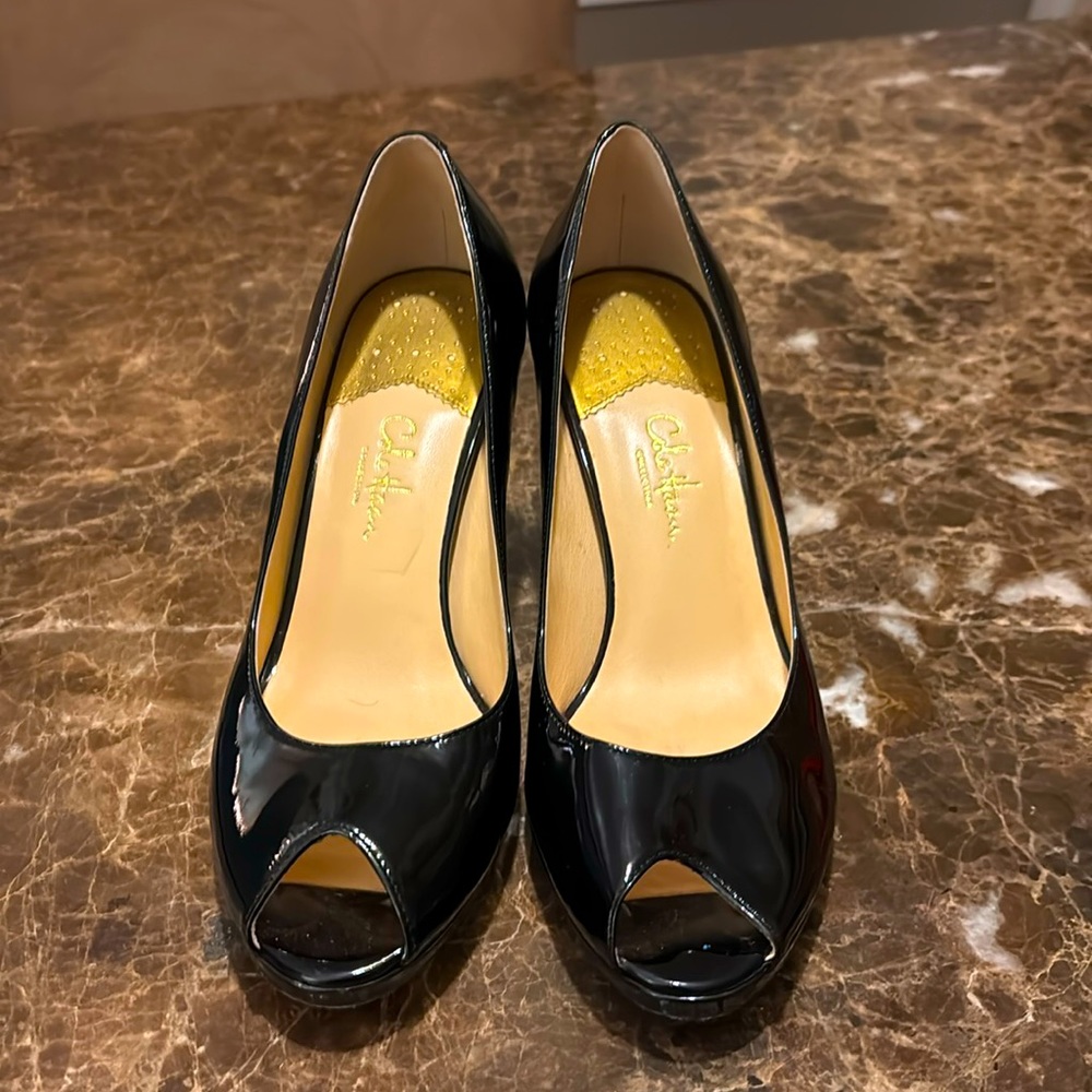 Cole Haan peep toe black Patton pumps with red cloth bag. Size 8 1/2 B.